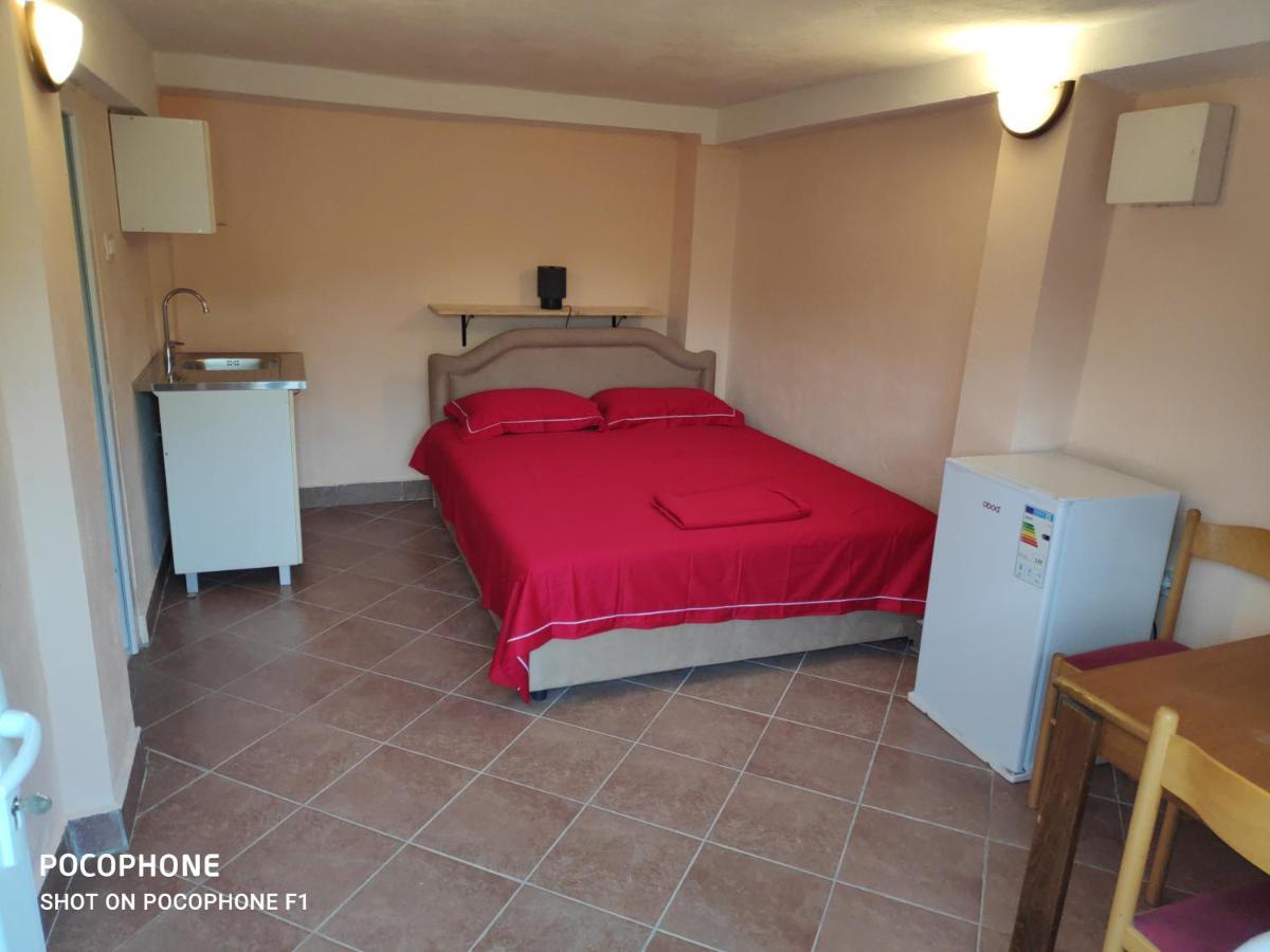 Apartman Pavle 2 Virpazar Exterior foto